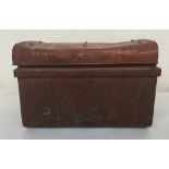 A metal trunk with twin handles 39x59x40cm