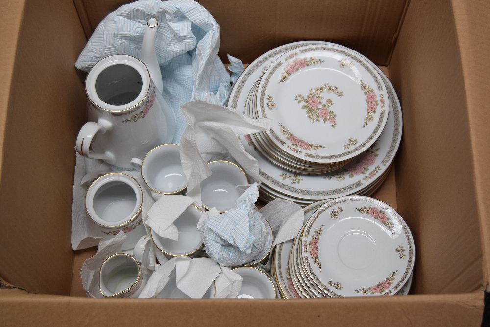 A complete tea set of Crown Ming china, comprising dinner plates, side plates, bowls, saucers, - Image 2 of 2