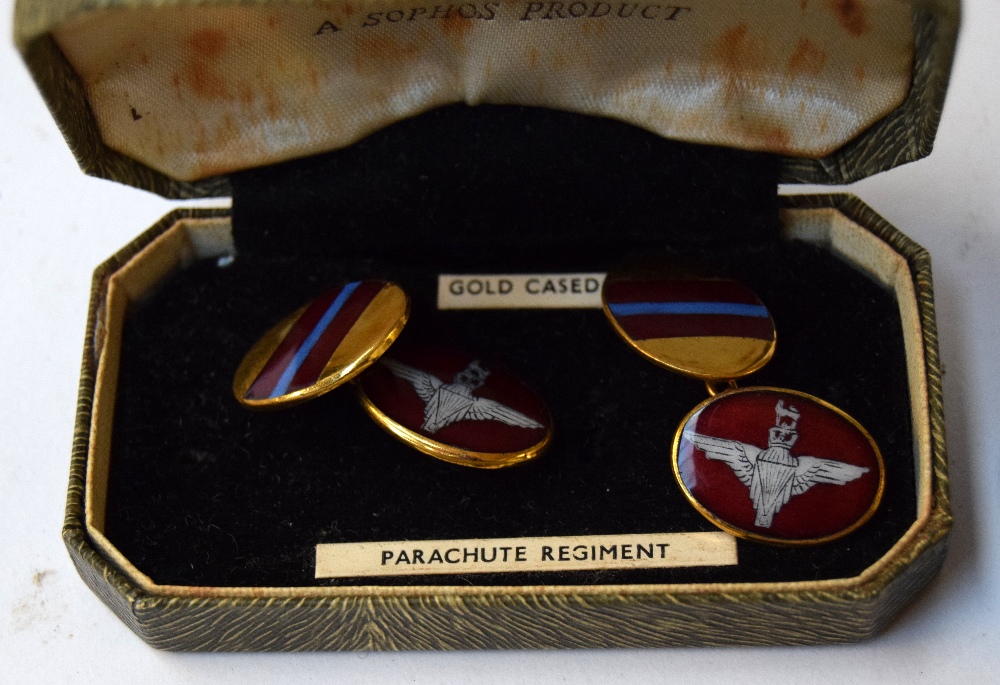 Two pairs of gold plated military cufflinks bearing the crest and colours of The Parachute Regiment - Image 2 of 3