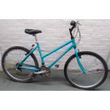 A Raleigh vixen ladies 15 speed bike