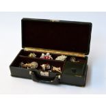 A selection of costume jewellery, including sixteen costume jewellery brooches,