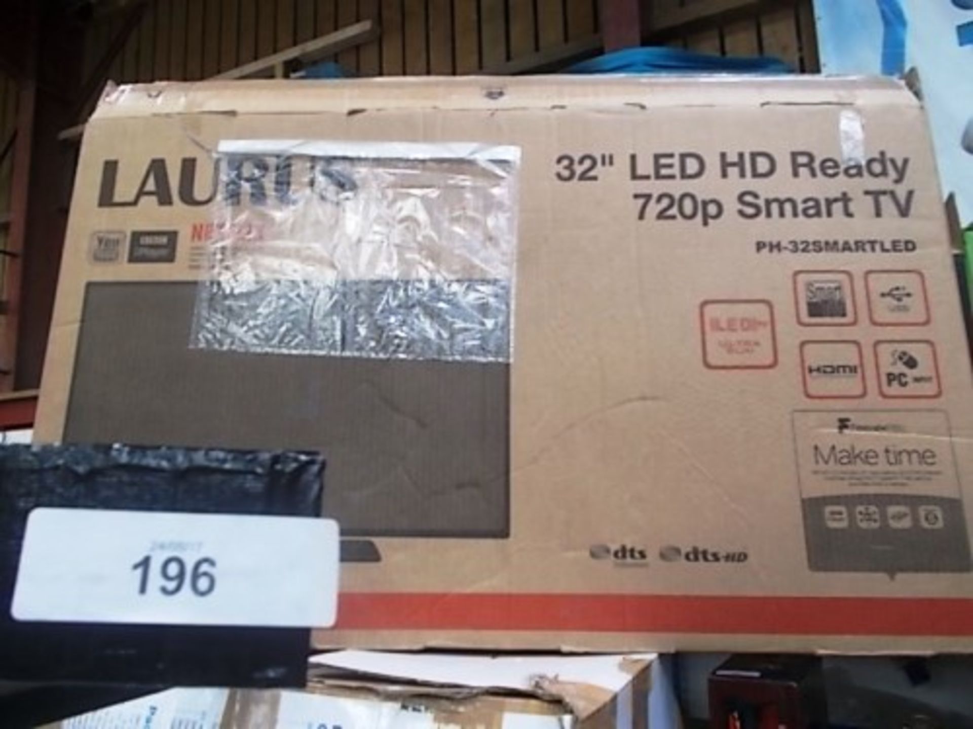 1 x Laurus 32" LED HD ready smart TV, model PH32SMARTLED - Broken screen (Bay 8)