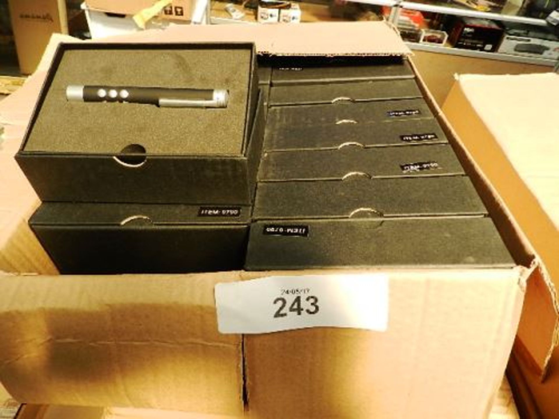 A box containing approximately 20 x Dell Intel Puntero laser pens, item 9790, in presentation