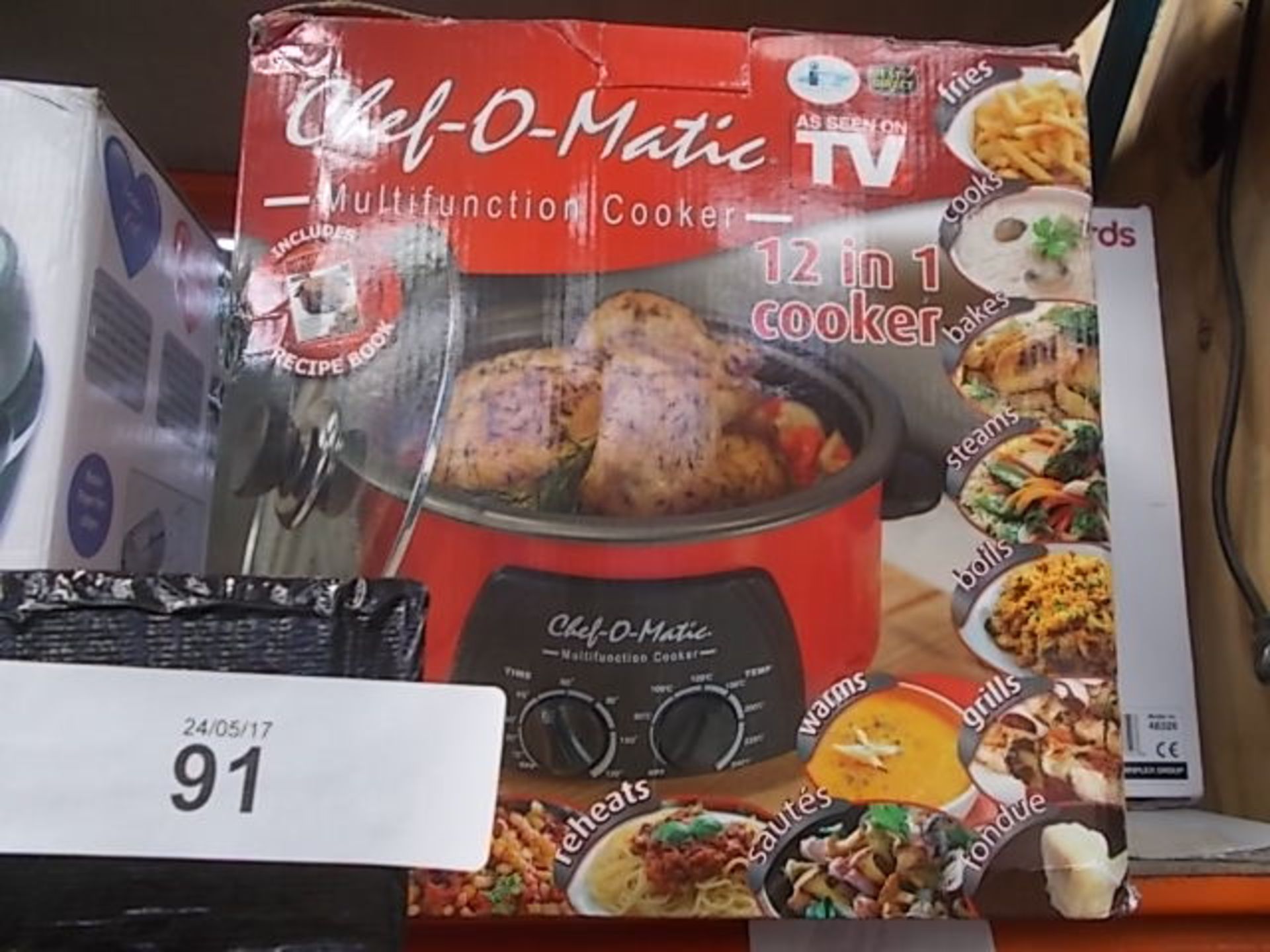 1 x Chef-O-Matic red multifunction 12-in-1 cooker, model HI/FO221/2014 - New in box, box tatty (