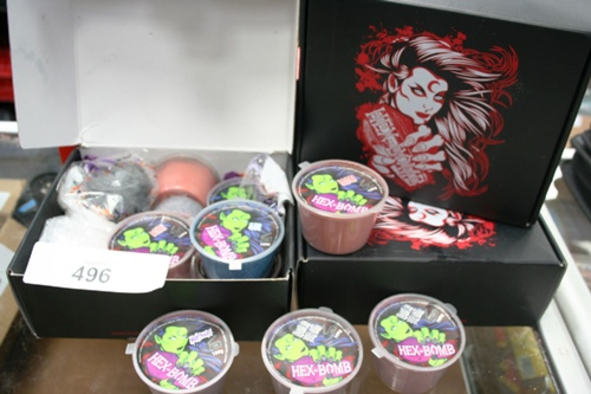 A selection of Hex-Bomb Gothic toiletries including skull soap and bath bombs - New (FC3)