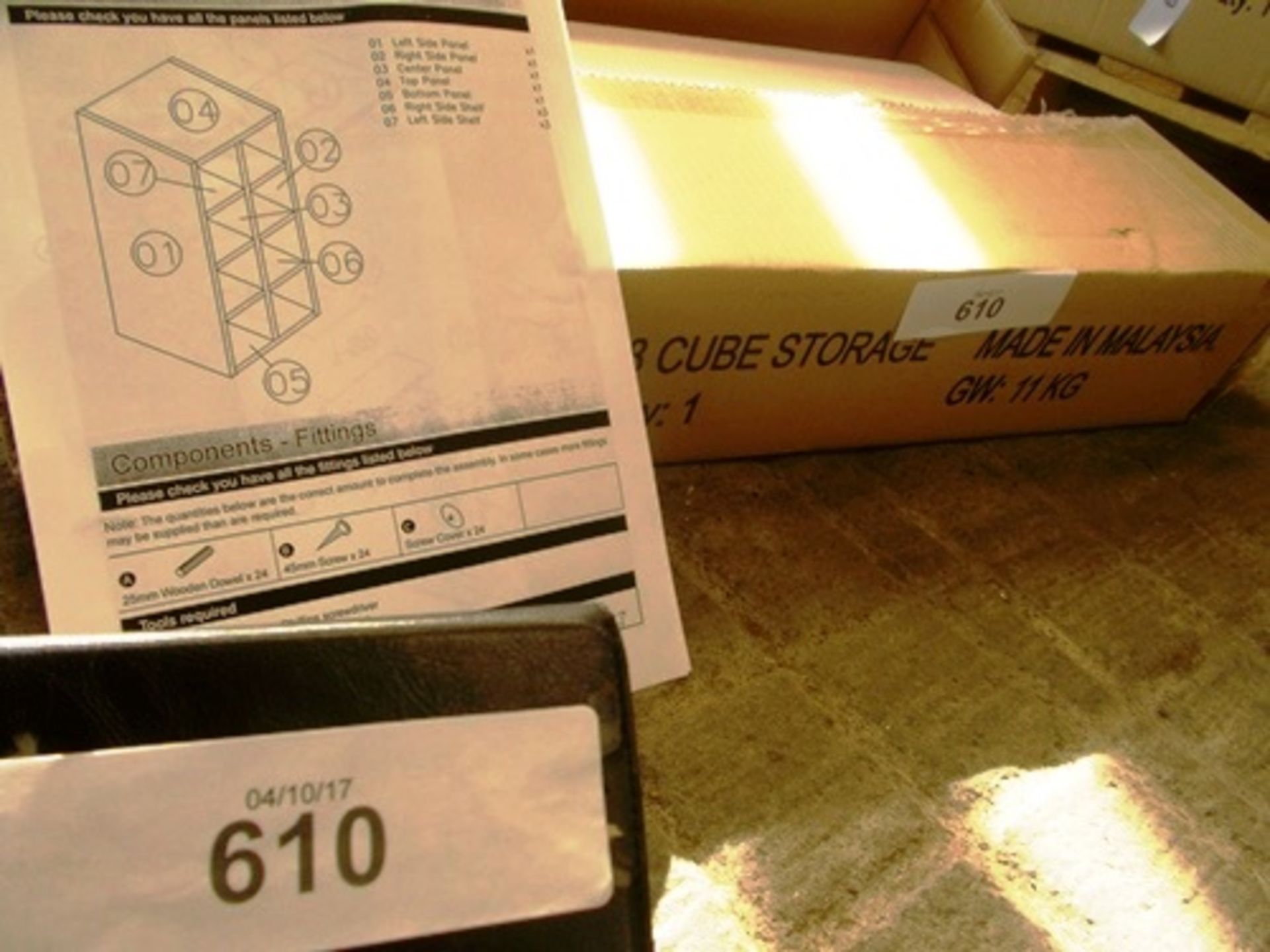 An 8 cube storage unit, model 646411 - New in box, box open (Pallet7)