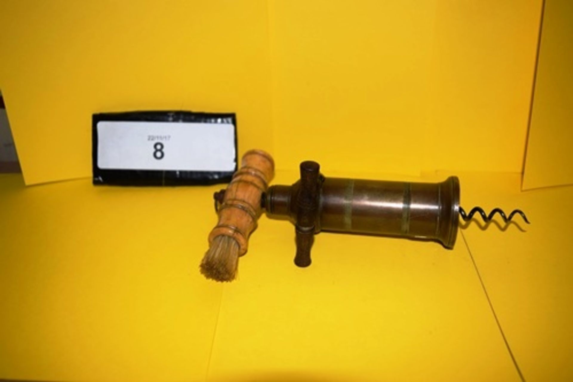 Dowler rack and pinion corkscrew with badges saying Patent in middle lozenge and Ne Plus Ultra in - Image 2 of 2