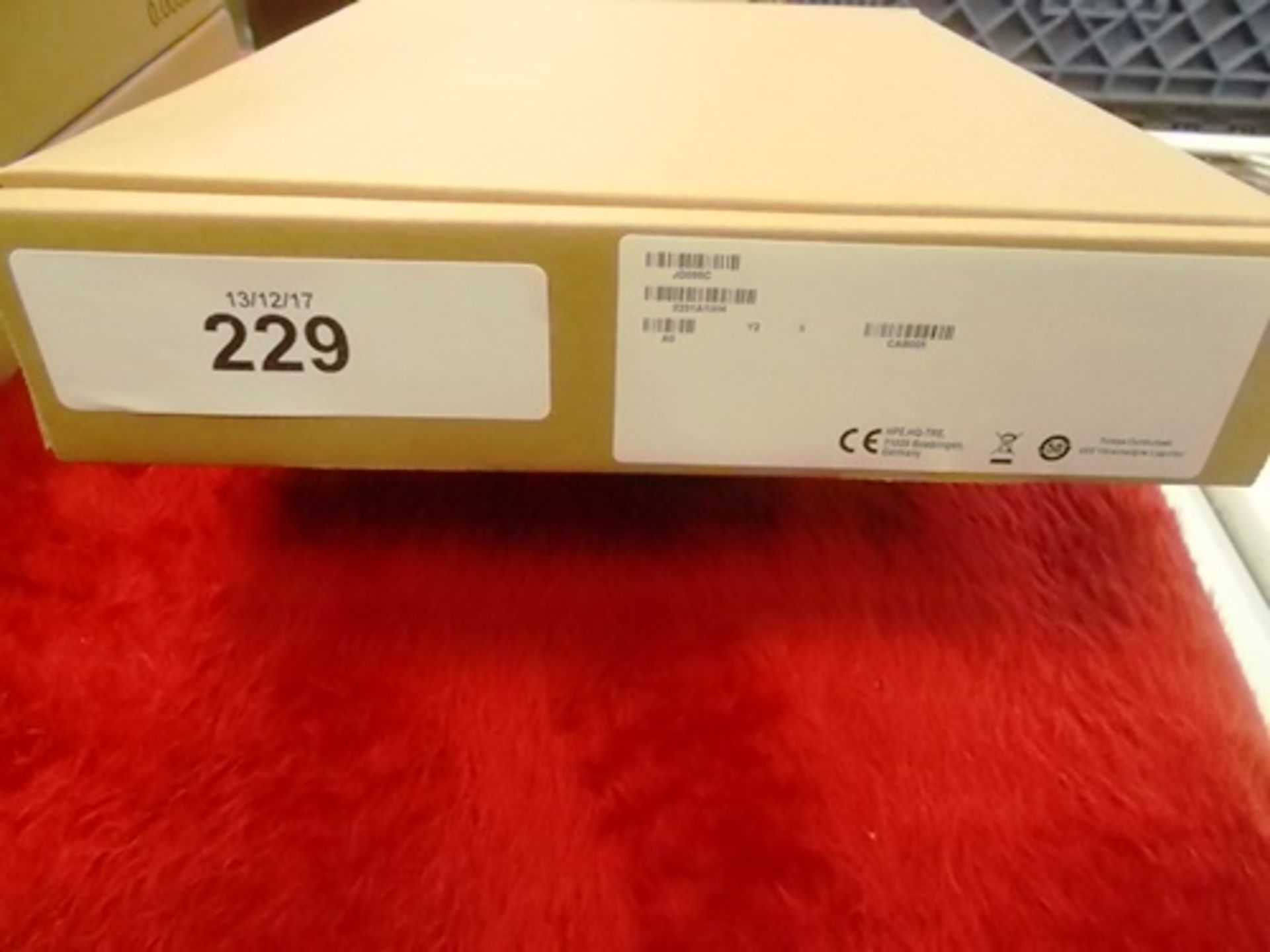 An X240 10G SFP+SFP+0.65m DA cable, model JD095C, RRP £100.00 - Sealed new in box (C2)