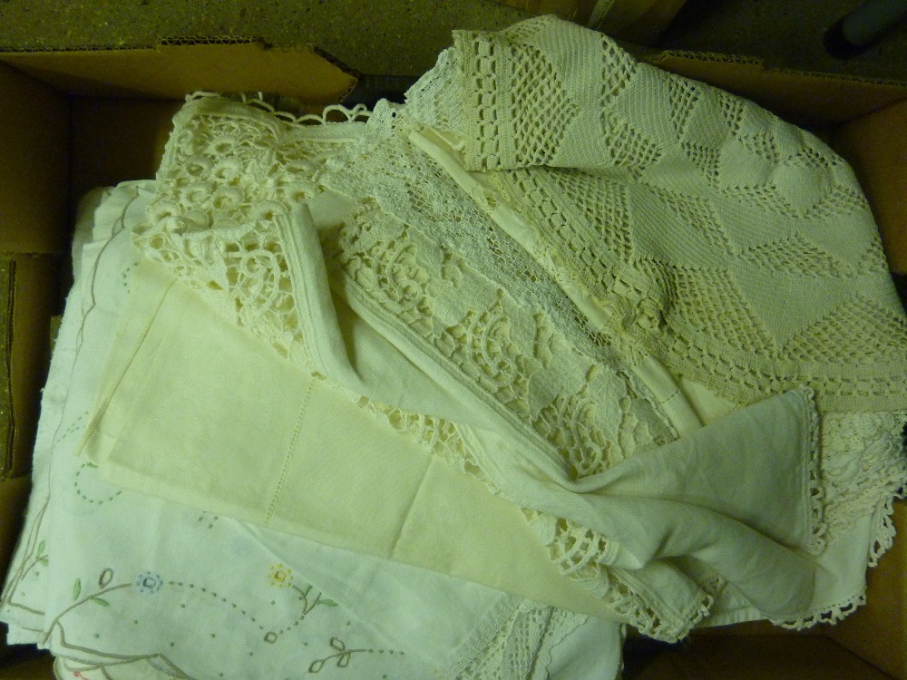 A box of lace, linen and textiles