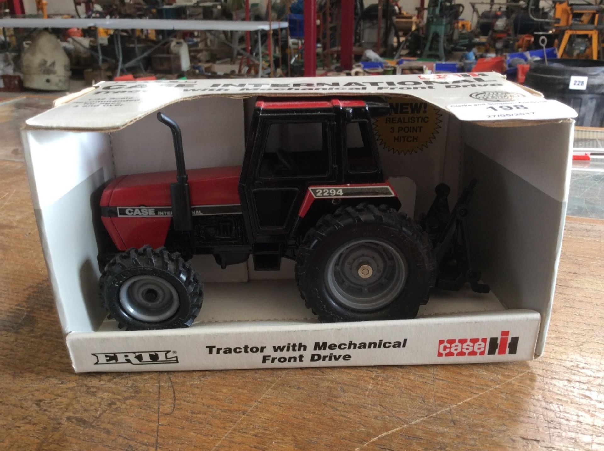 Ertl Case 2294 1/32 Tractor