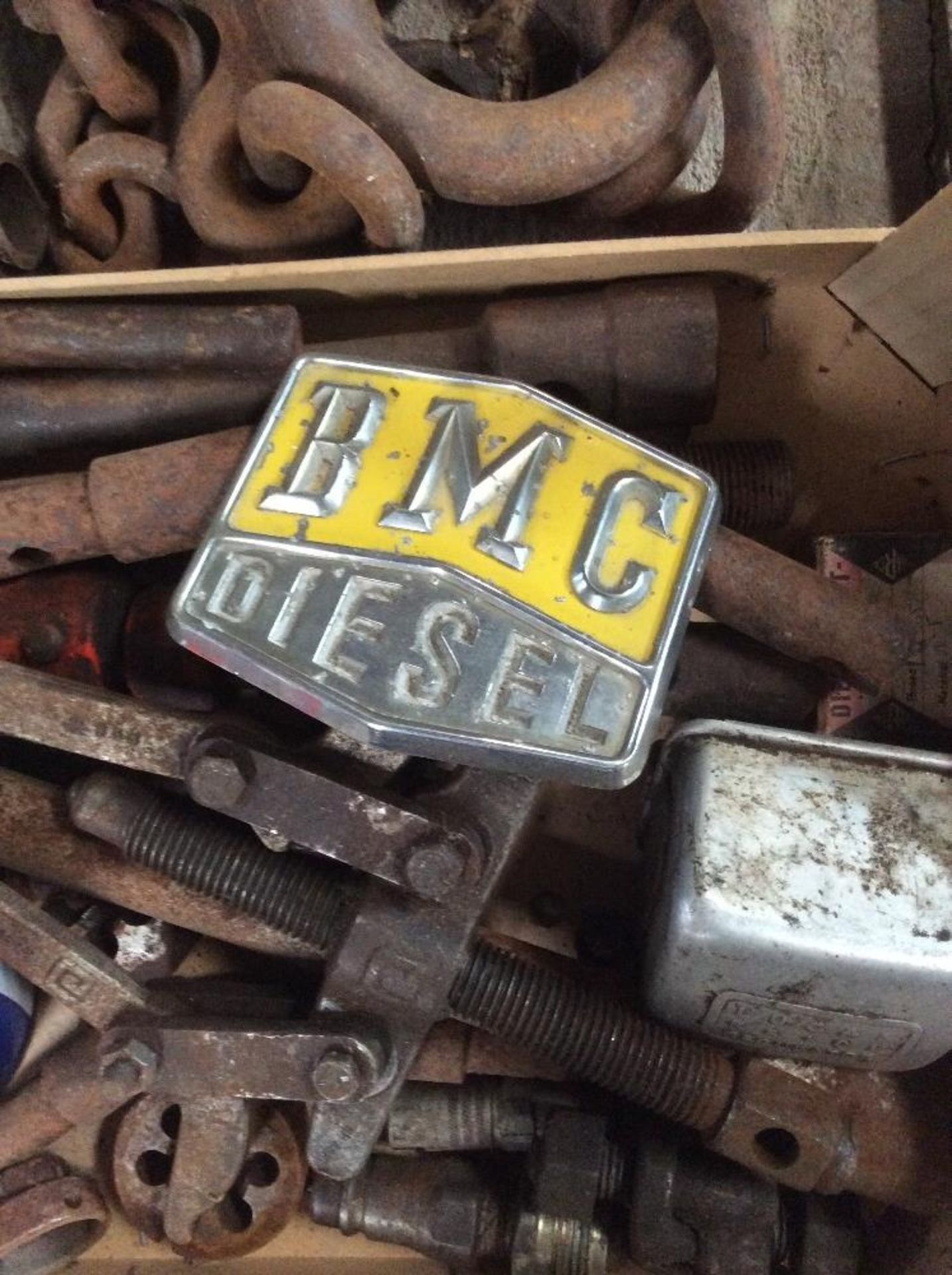 Box of sundries to include BMC badge, draw bar, tow chain etc - Image 2 of 2