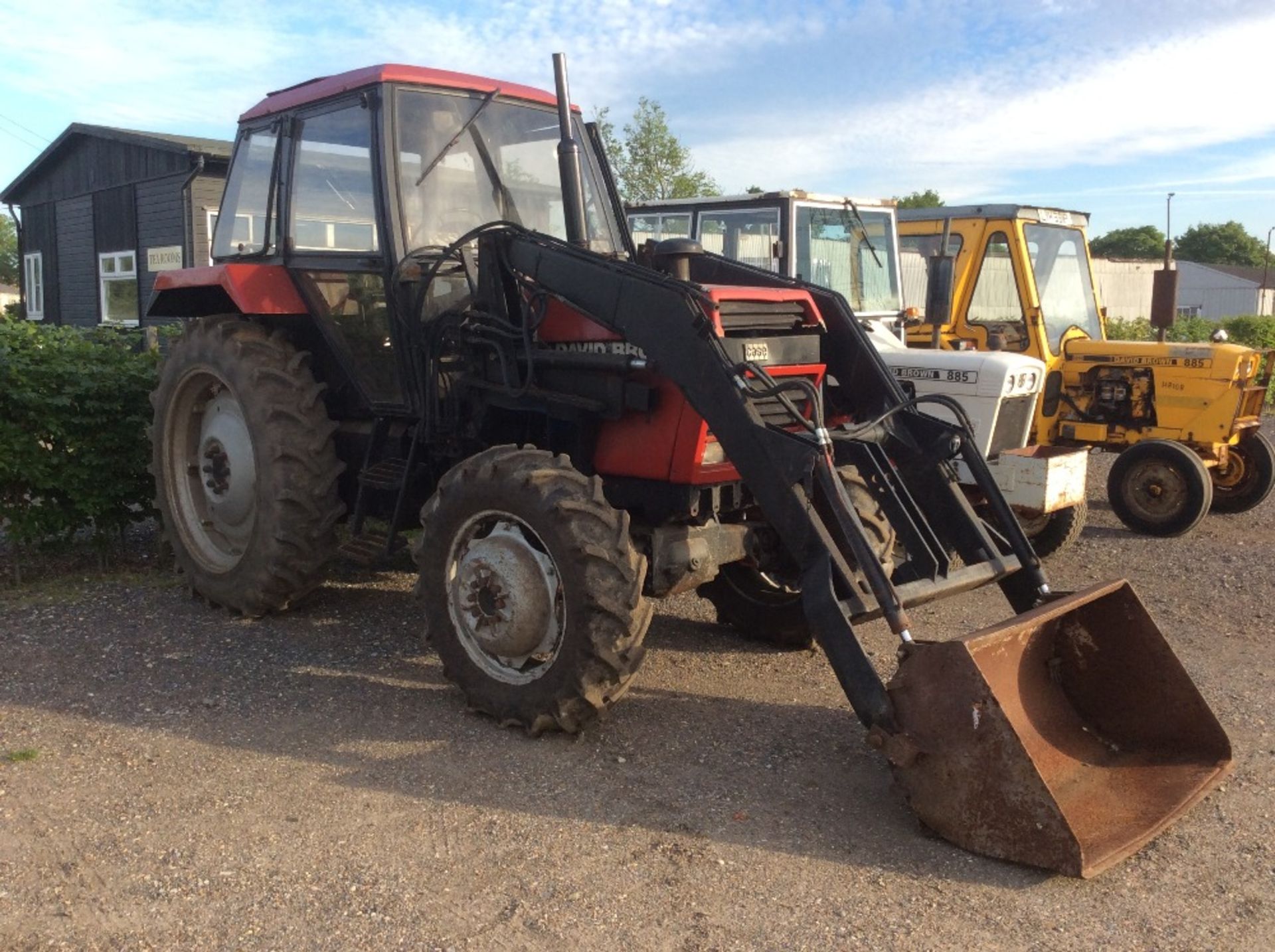 David Brown 1394 4WD tractor. Registration BTJ 434X (no paperwork). S/N 149033 11185188. 13.6 R38 - Image 2 of 5