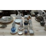 A quantity of various decorative china to include