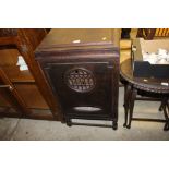 A 1920's / 30's oak gramophone cabinet