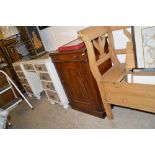 A Victorian mahogany washstand