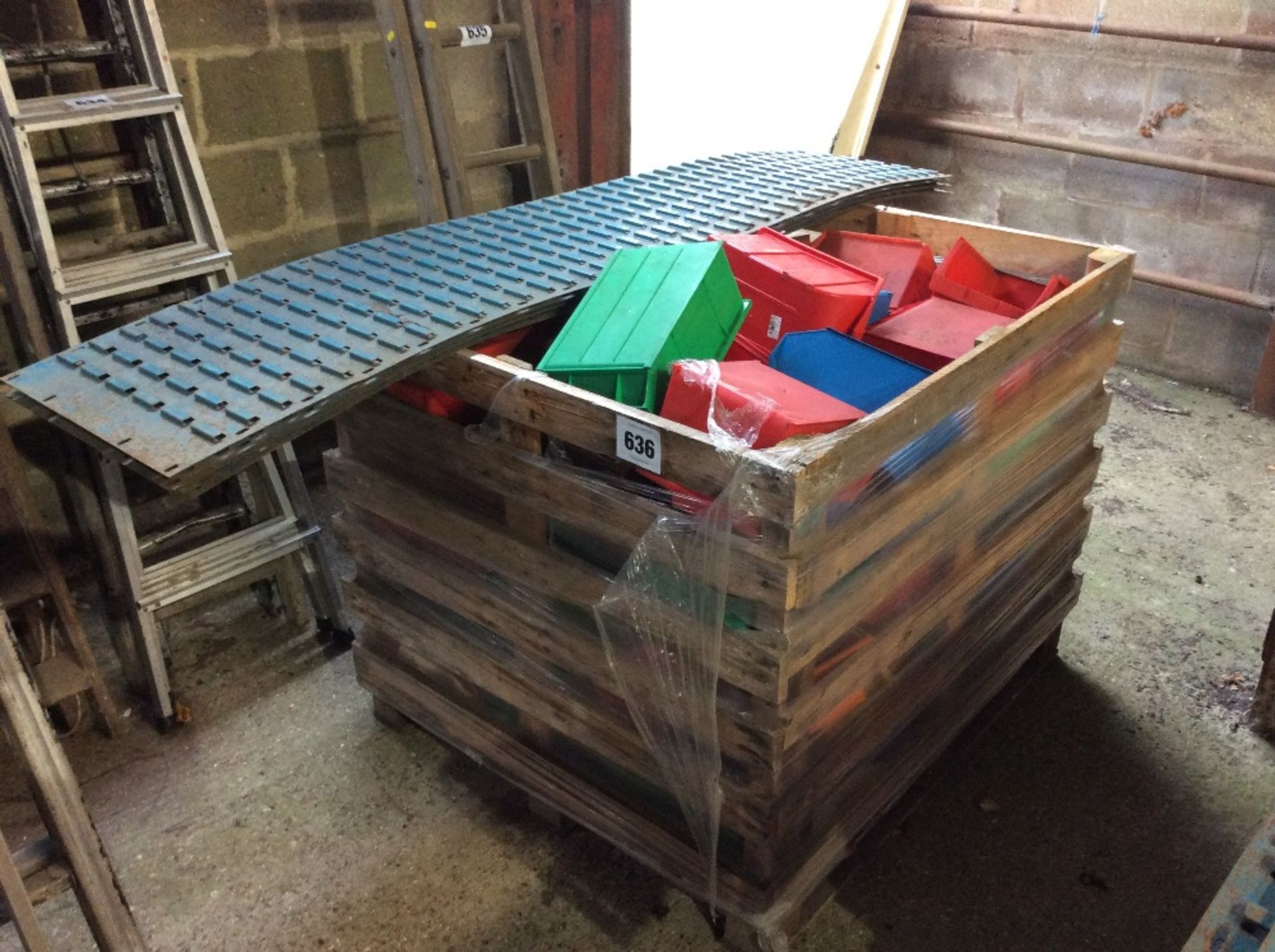 Large quantity of workshop dump bins and wall racking - Maxibi/Metabin/Barton.
