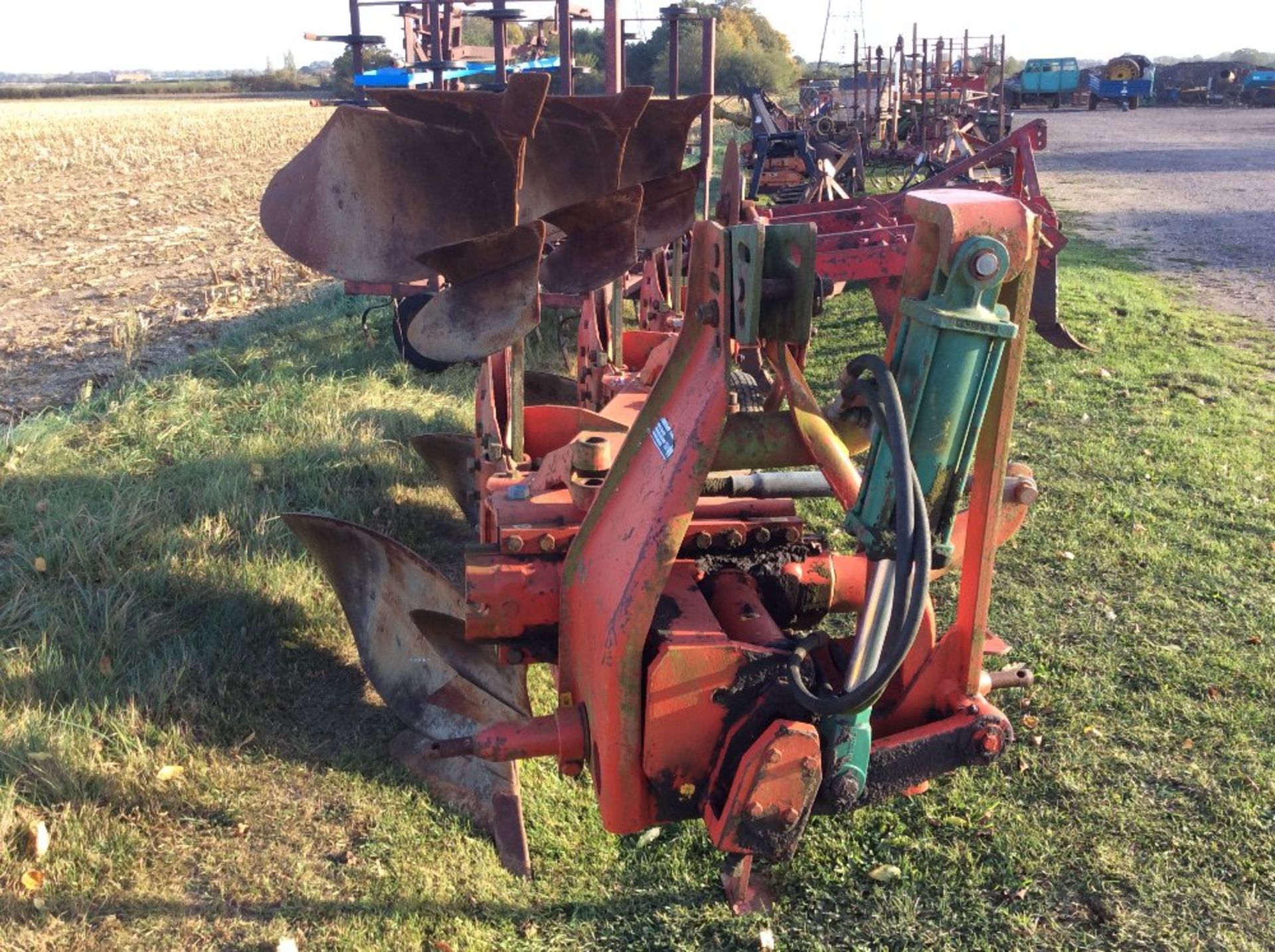 Kverneland 2+1 reversible plough. On farm from new. - Image 4 of 6