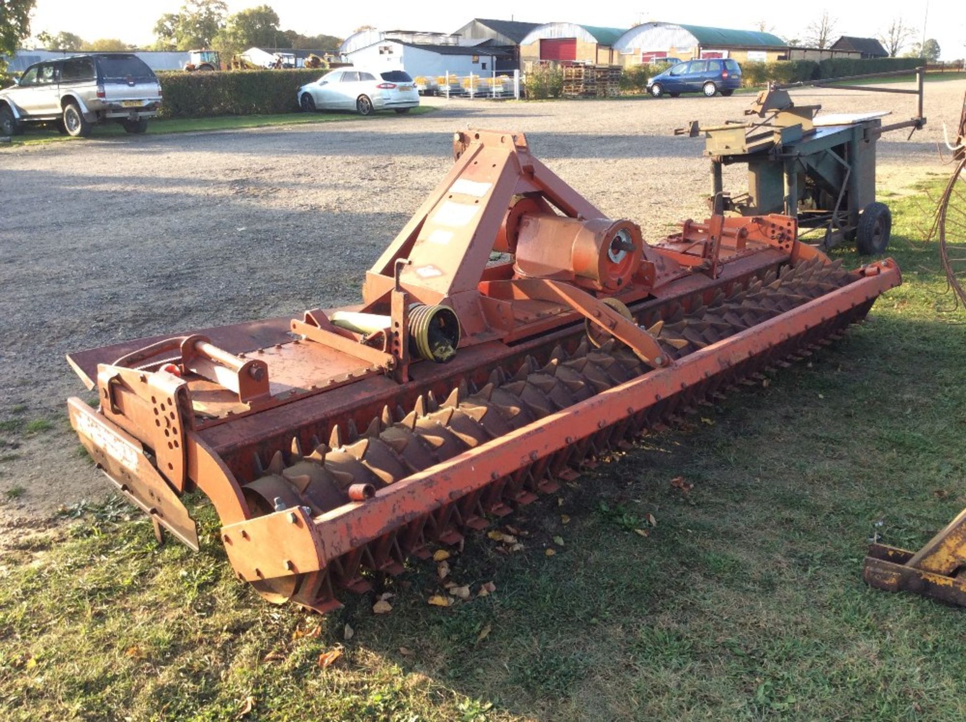 Kuhn HR3501D 3.5m power harrow. With packer. 1990. Owned from new. - Image 2 of 2