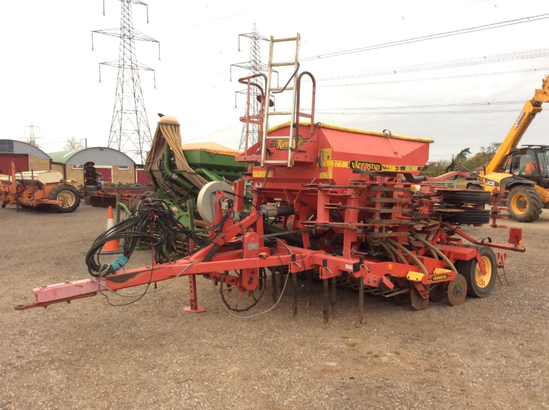 Vaderstad Rapid 400E 4M system tine drill. 1997. With hydraulic fan, front tines, cross board,