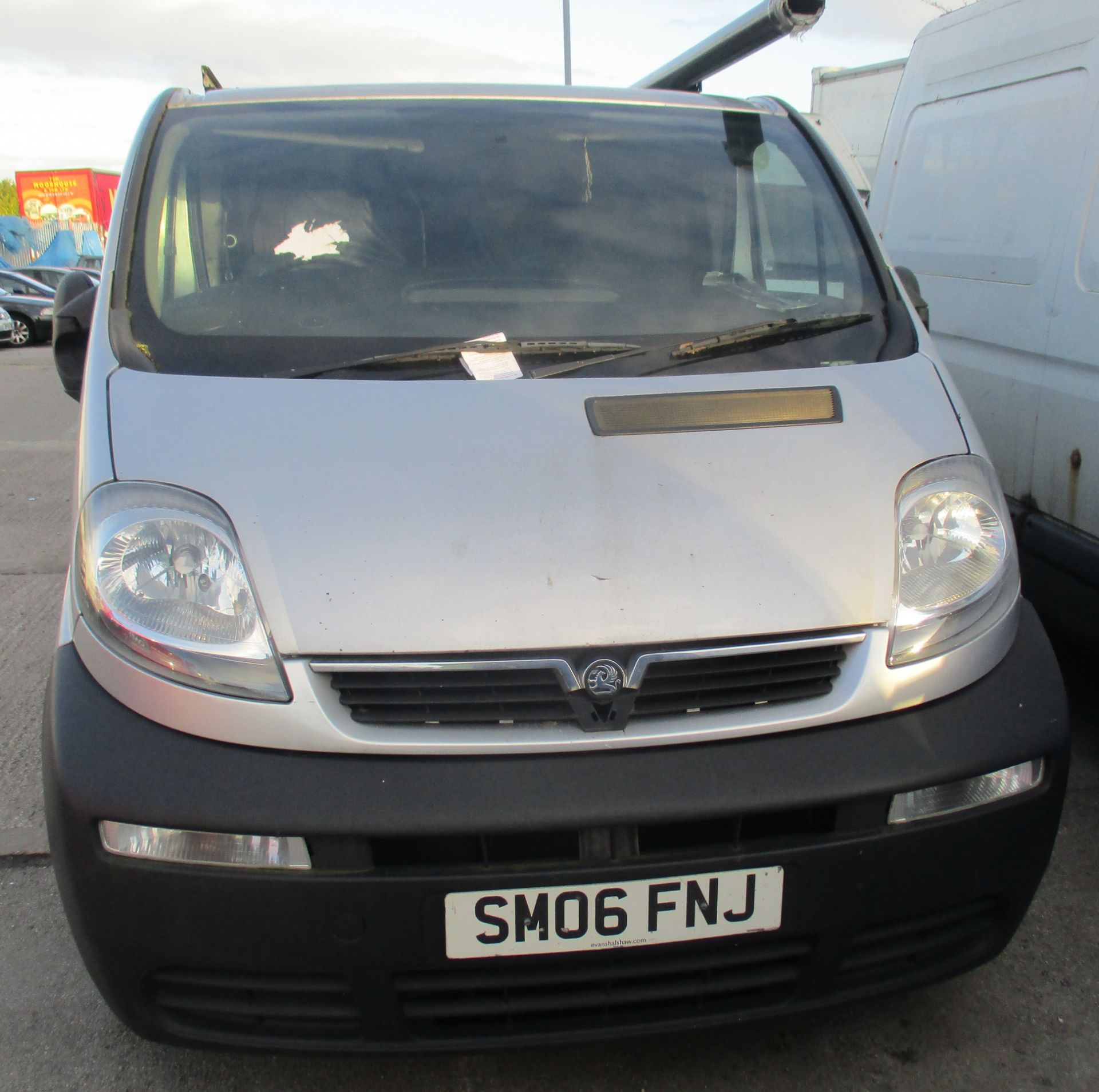 VAUXHALL VIVARO 2700 DI SWB 1.9L PANEL V