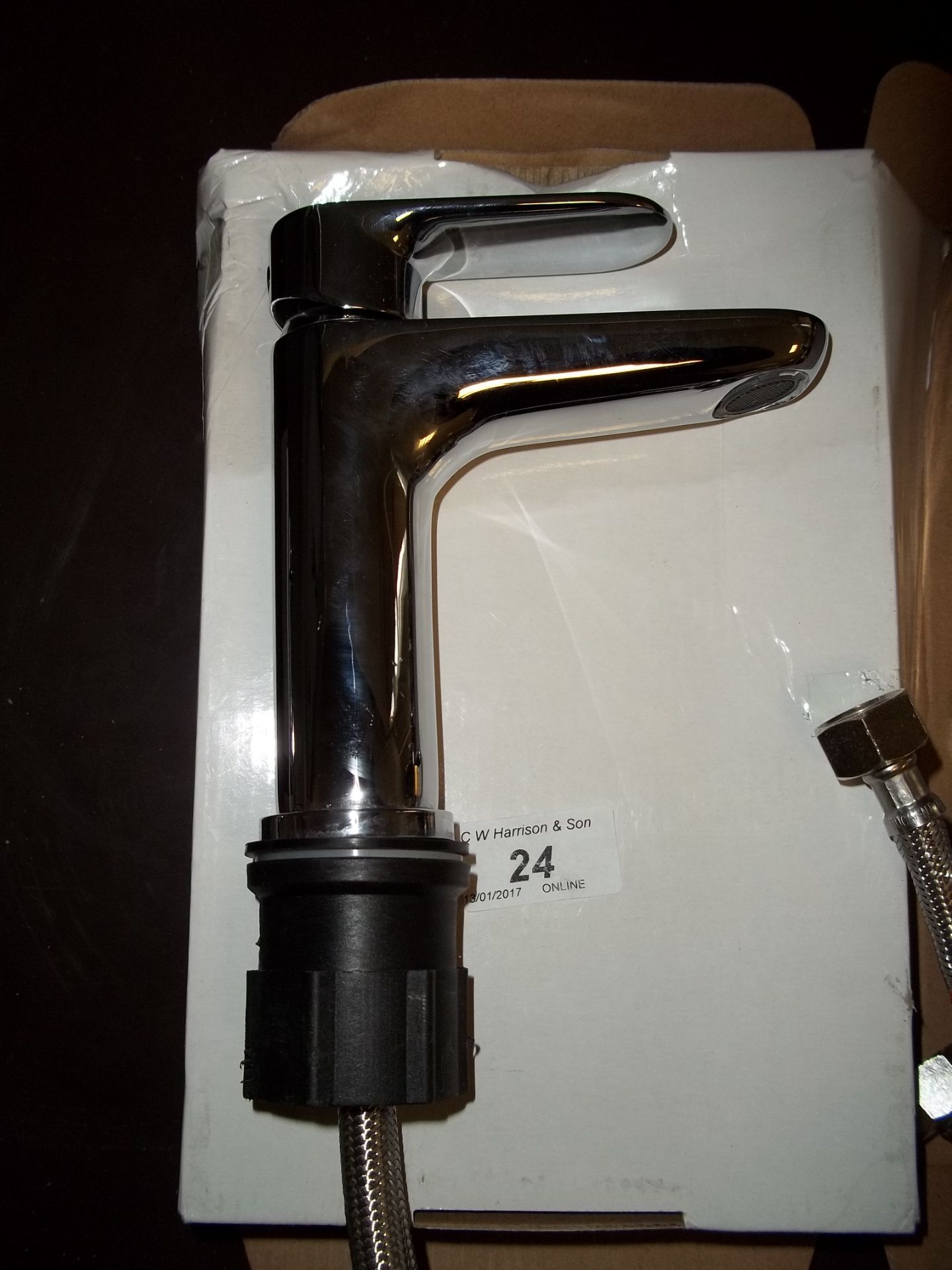 Modern mono basin mixer tap