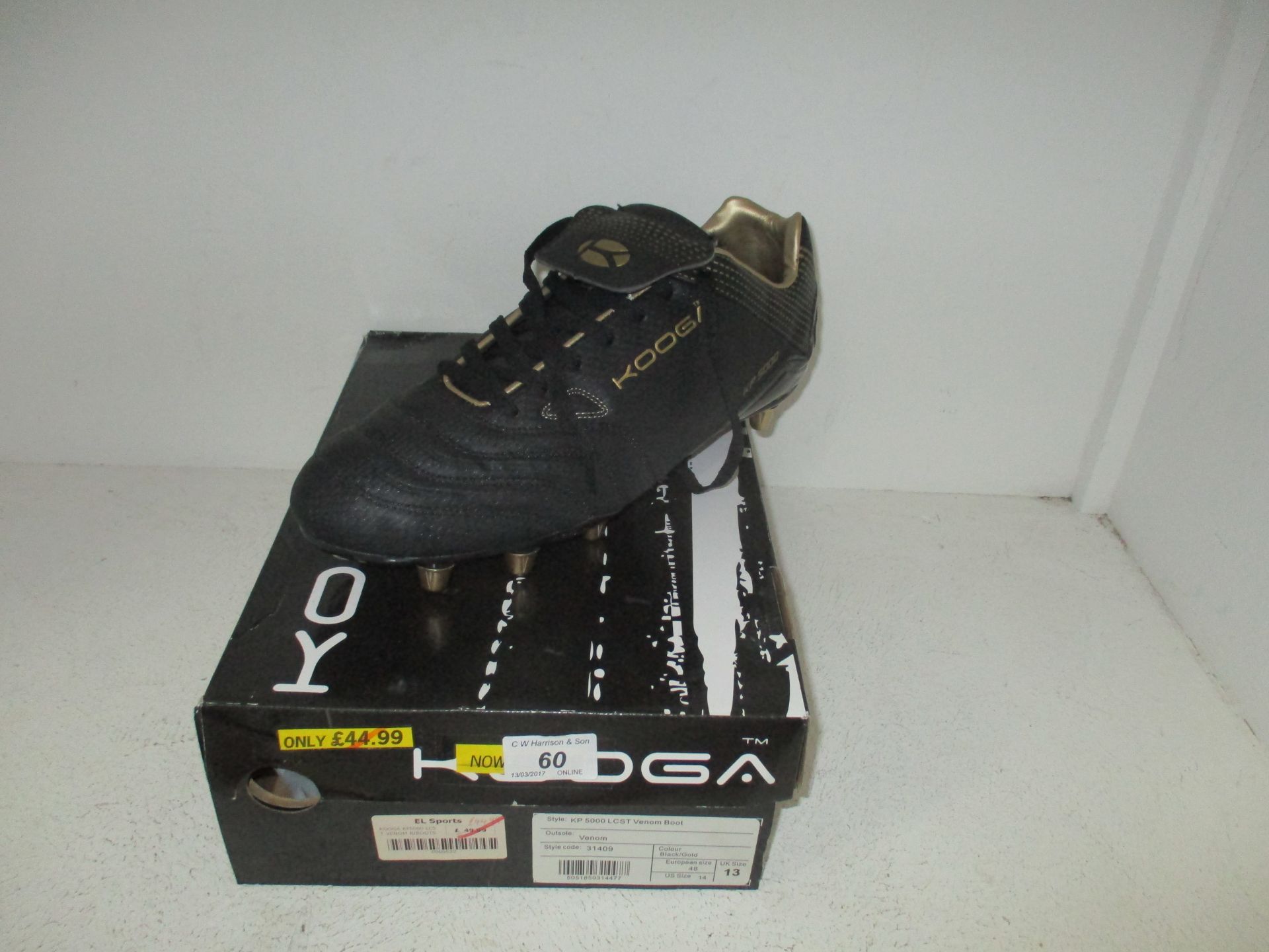 A pair of Kooga KP 5000 LCST Venom rugby boots size 13