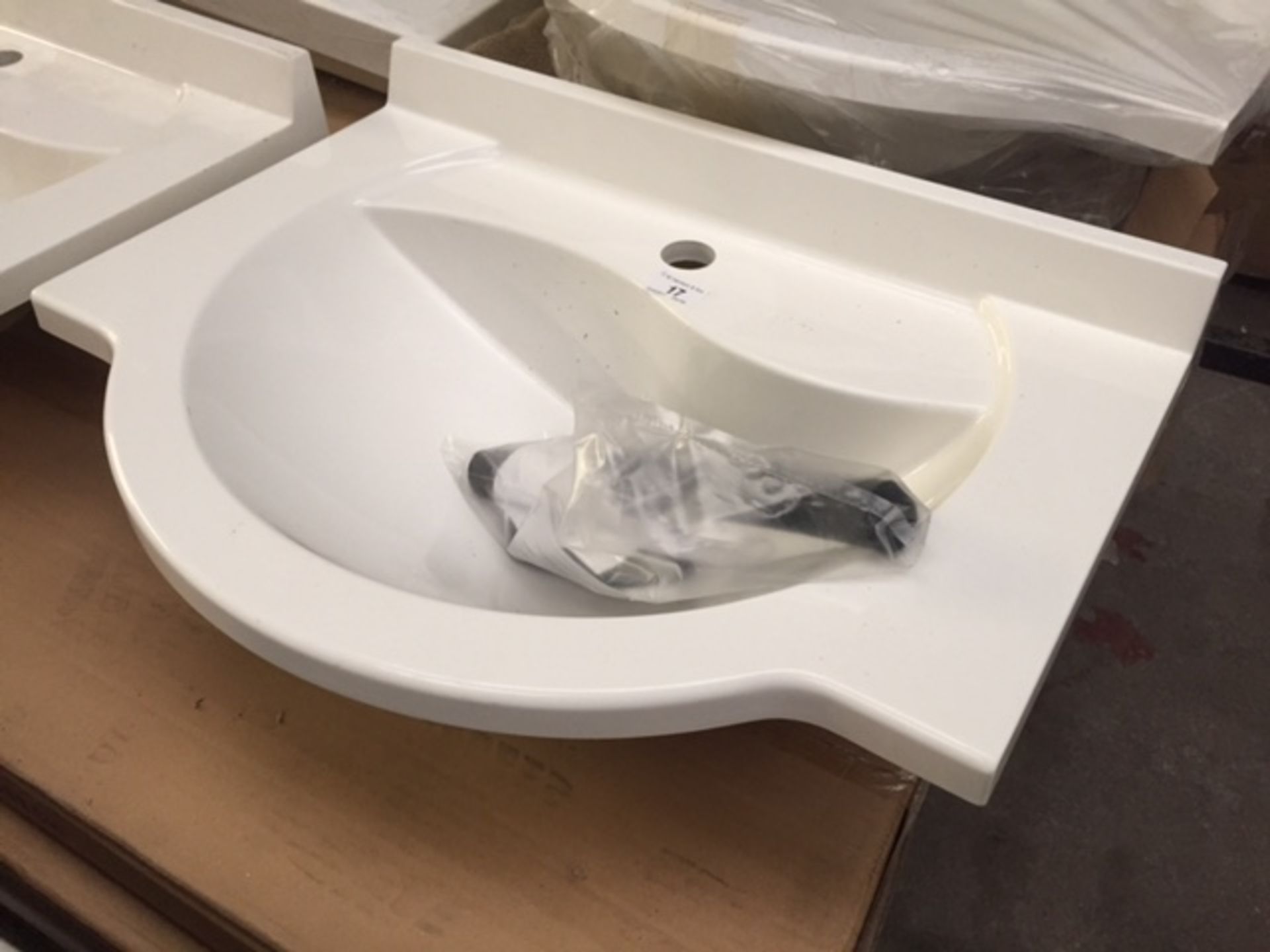 600x450 semi recessed resin basin with waste kit