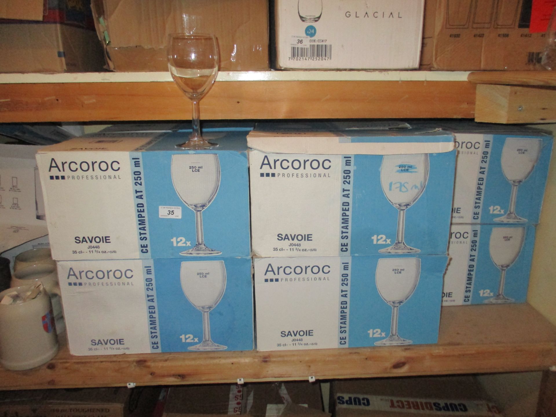 10 x boxes of 12 Arcoroc Savoie 35 cl. wine glasses.