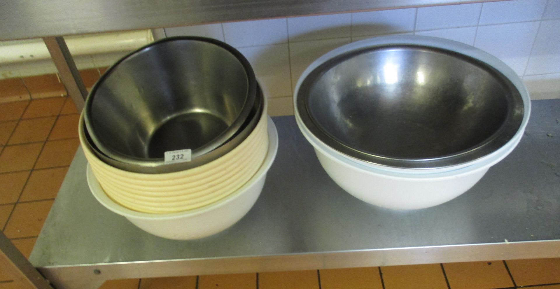 14 x stainless steel and other salad/mixing bowls.