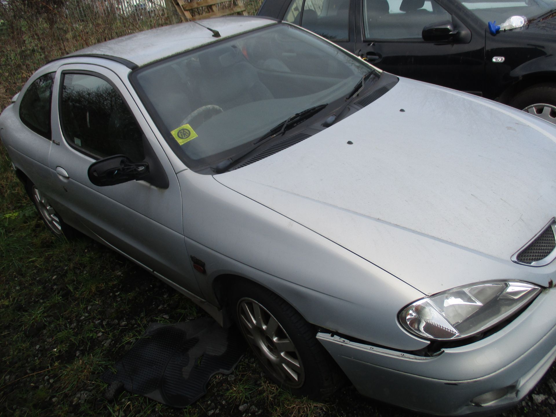 RENAULT MEGANE COUPE FIDJI 16V 1.6L COUP - Image 2 of 3