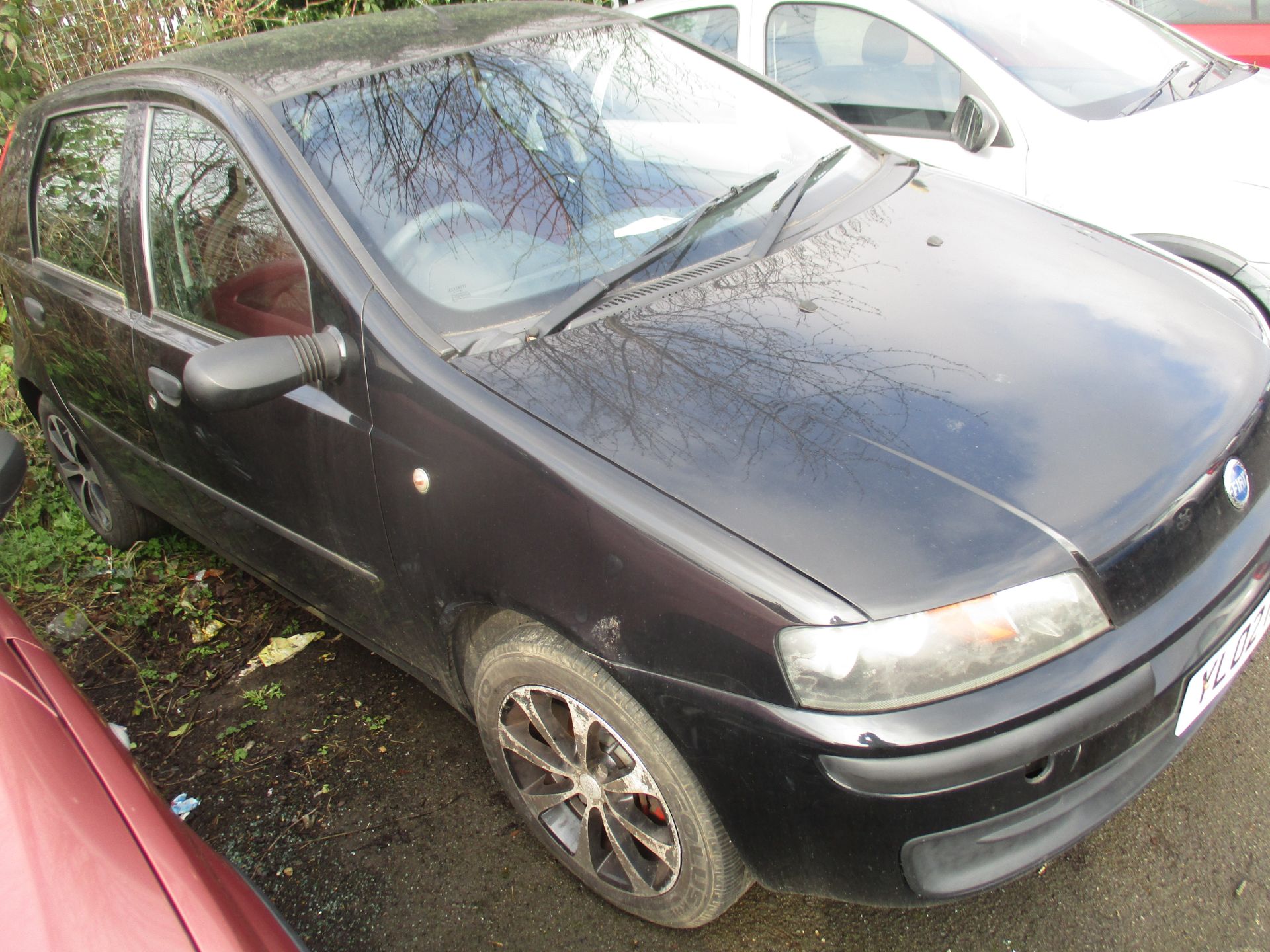 FIAT PUNTO ELX 8V 1.2L 5 DOOR HATCHBACK - Image 2 of 3