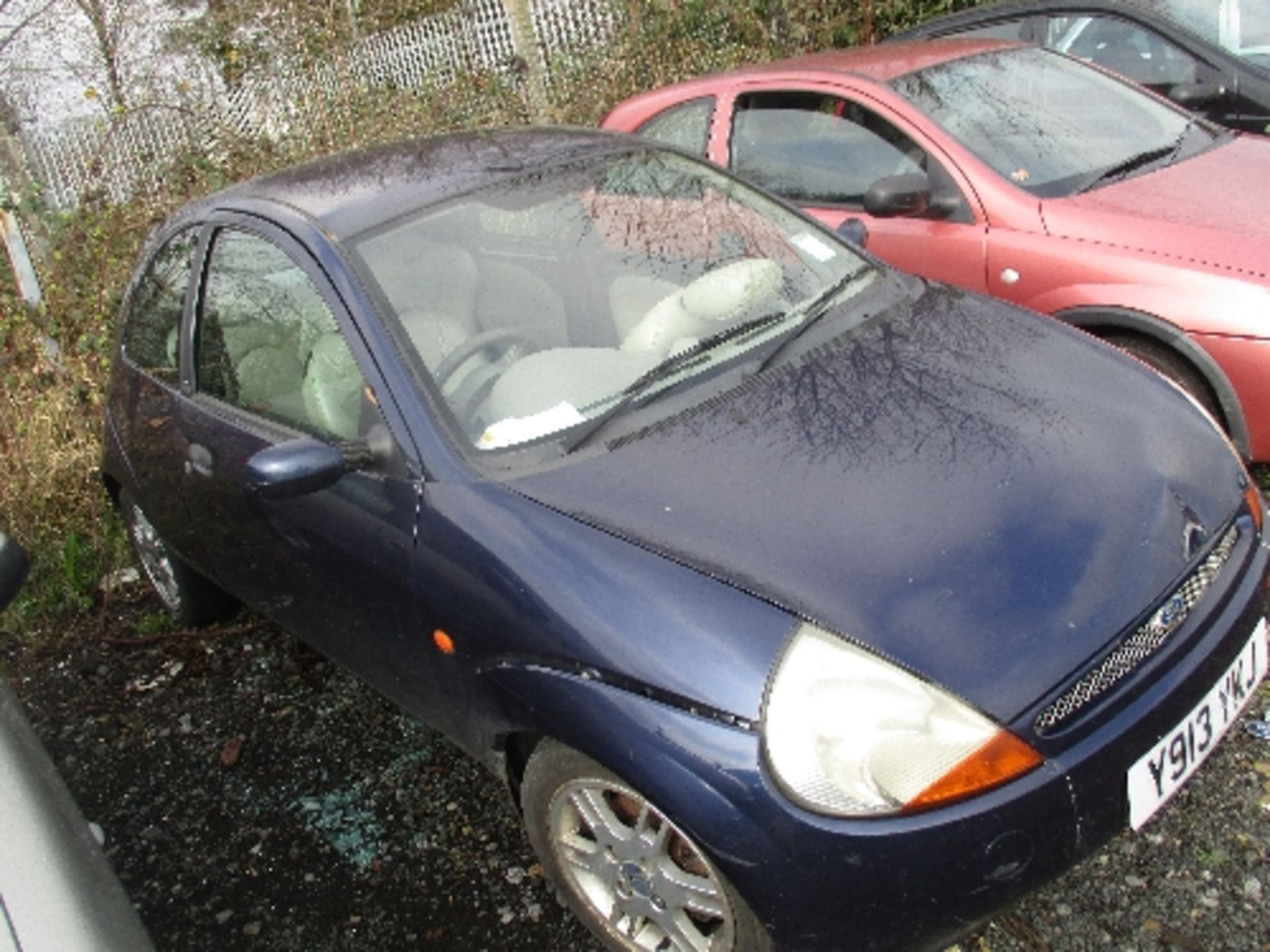 FORD KA LUXURY 1.3L 3 DOOR HATCHBACK - p - Image 2 of 3