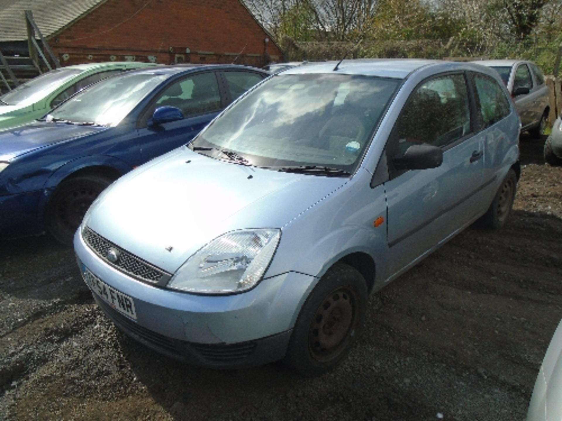 FORD FIESTA LX 1.2L 3 DOOR HATCHBACK - p - Image 2 of 3