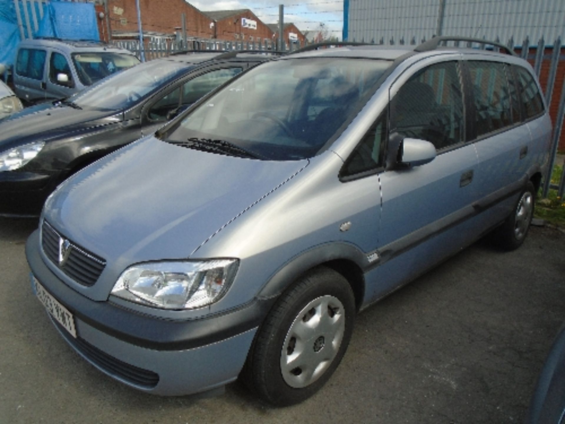 VAUXHALL ZAFIRA COMFORT 16V 1.8L MPV - p - Image 2 of 3