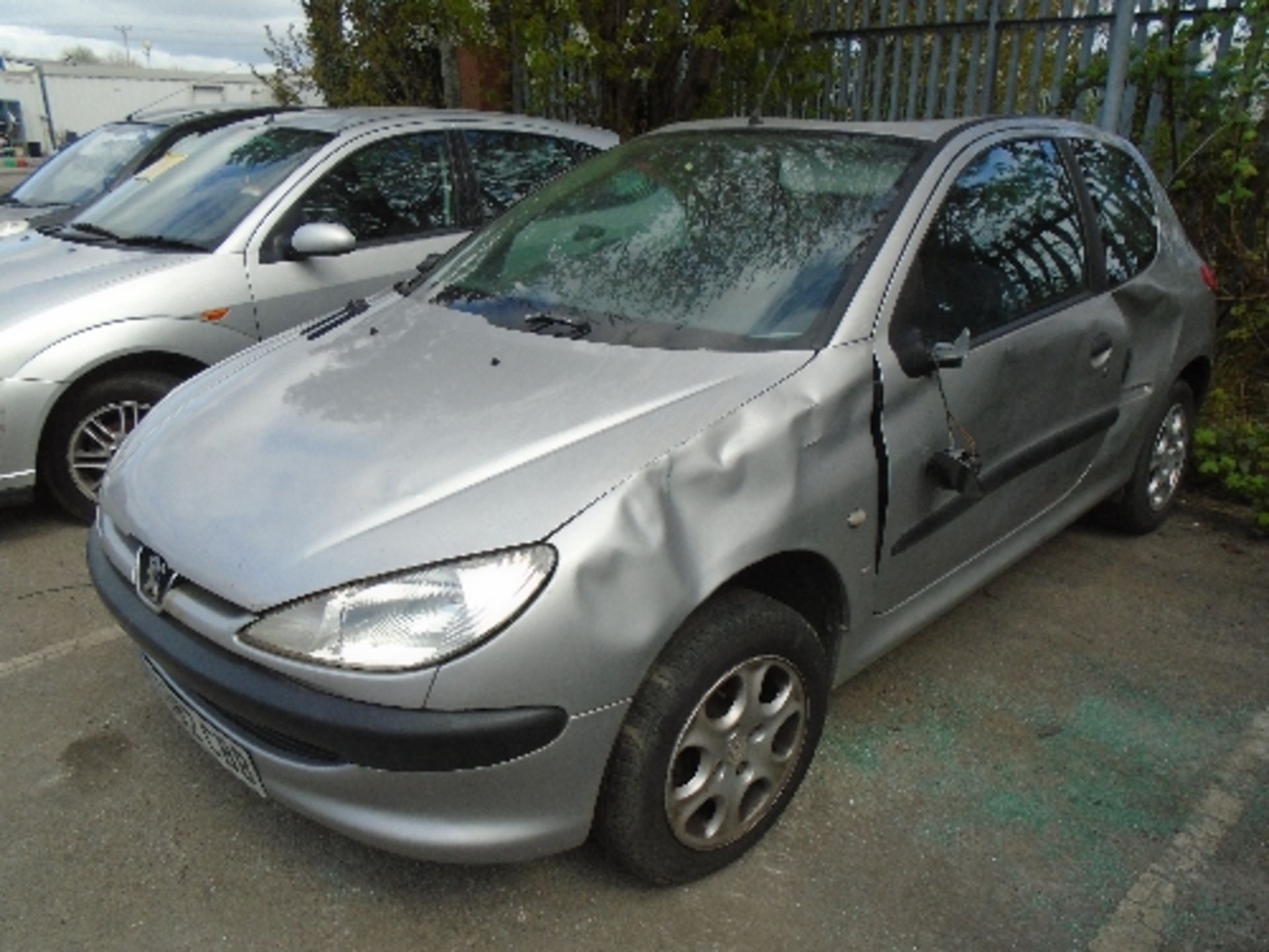 PEUGEOT 206 LX 1.4L 3 DOOR HATCHBACK - p - Image 2 of 3