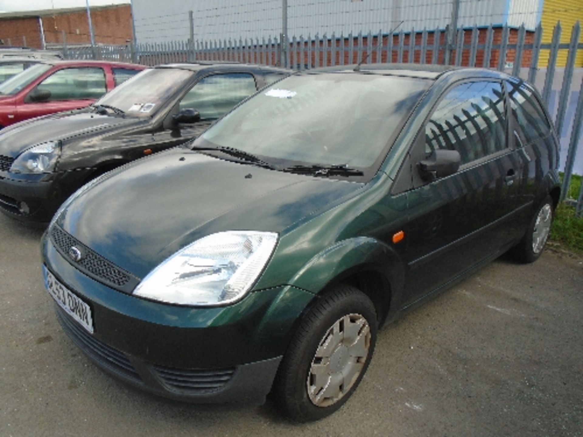 FORD FIESTA LX 1.2L 3 DOOR HATCHBACK - p - Image 2 of 3