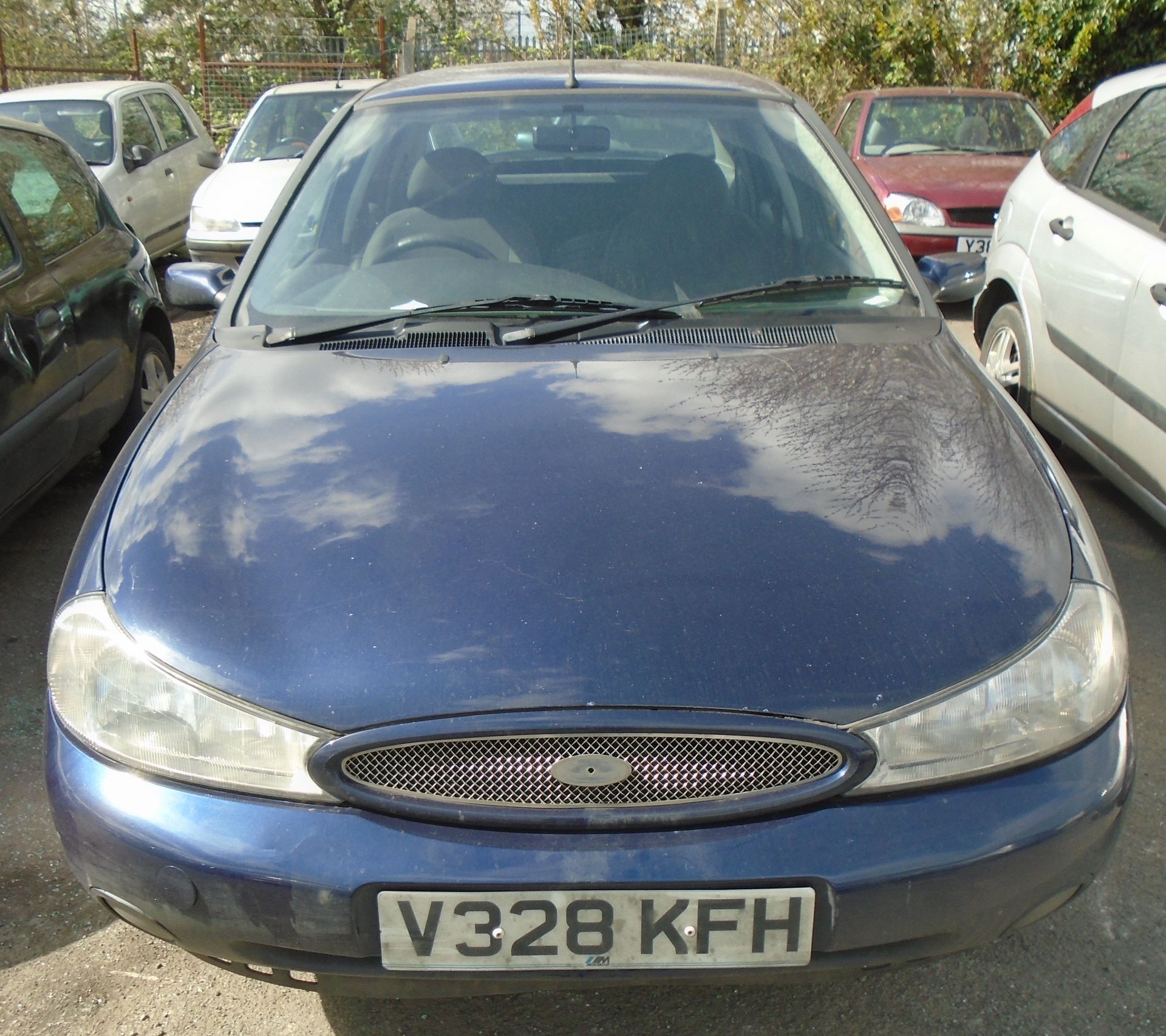 FORD MONDEO GLX 2.0L 5 DOOR HATCHBACK -