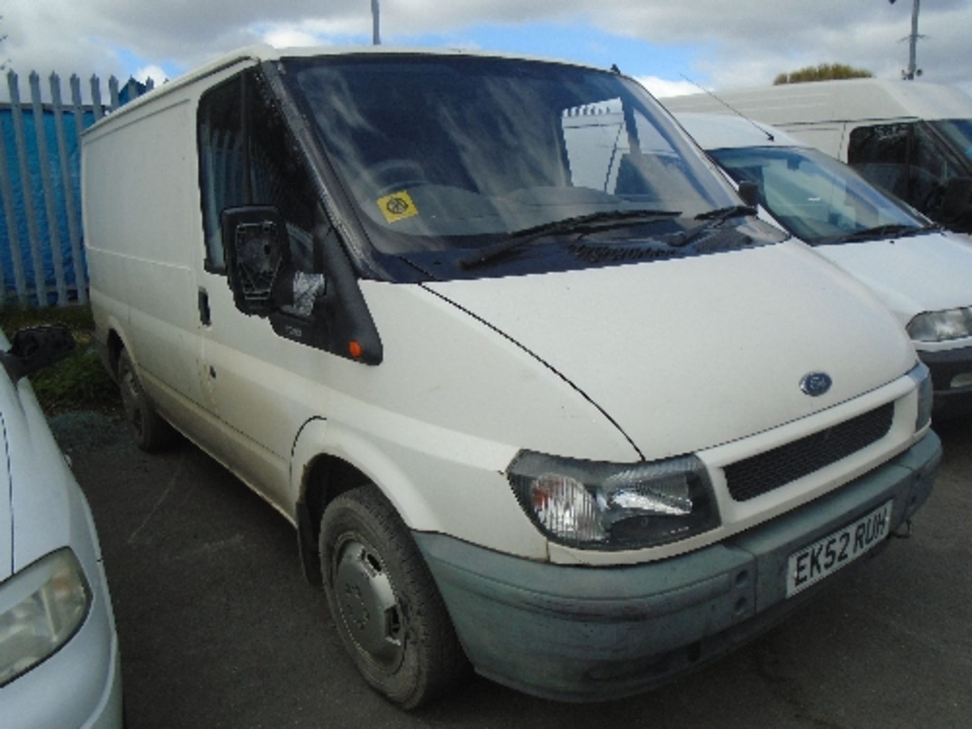 FORD TRANSIT 280 SWB TD 2.0L PANEL VAN - diesel - white Reg No EK52 RUH Rec Mil 74,141+as at 13.4. - Image 3 of 3