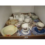 Contents to tray - a Woods ivory ware bowl decorated with floral pattern,