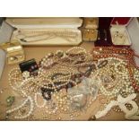 Contents to tray - large quantity of simulated pearl jewellery including necklaces, earrings,