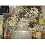 Contents to tray - large quantity of assorted costume jewellery including simulated pearls, bangles,