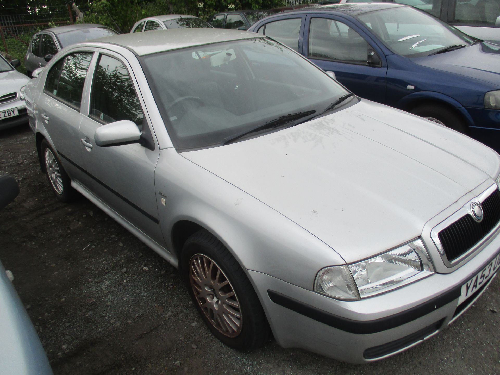 SKODA OCTAVIA SILVERLINE 1.6L 5 DOOR HAT - Image 3 of 3