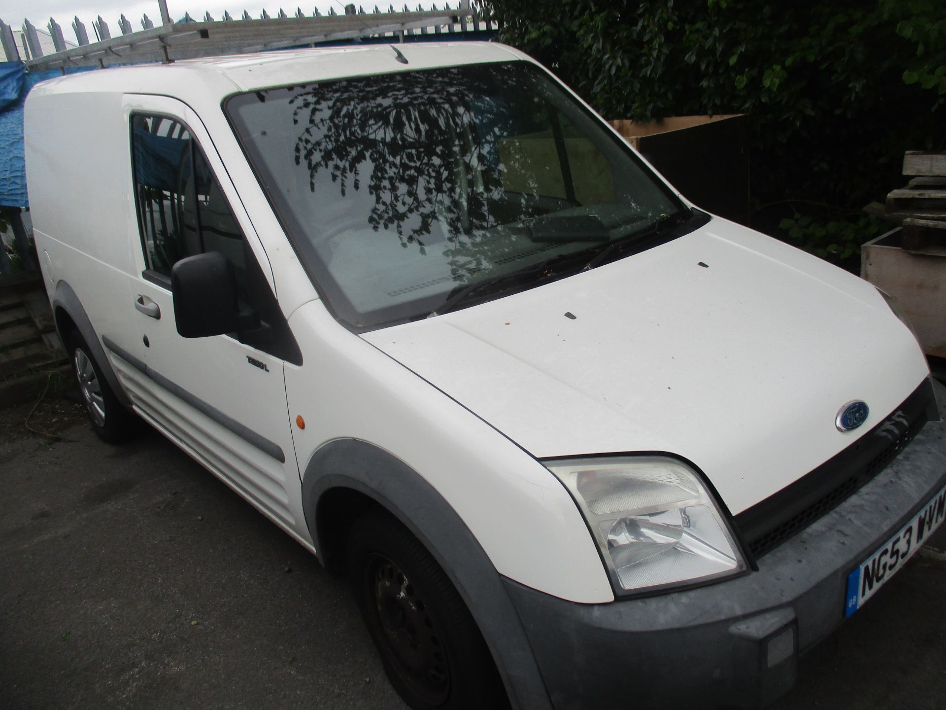 FORD TRANSIT CONNECT 200 TD SWB 1.7L PAN - Image 2 of 3