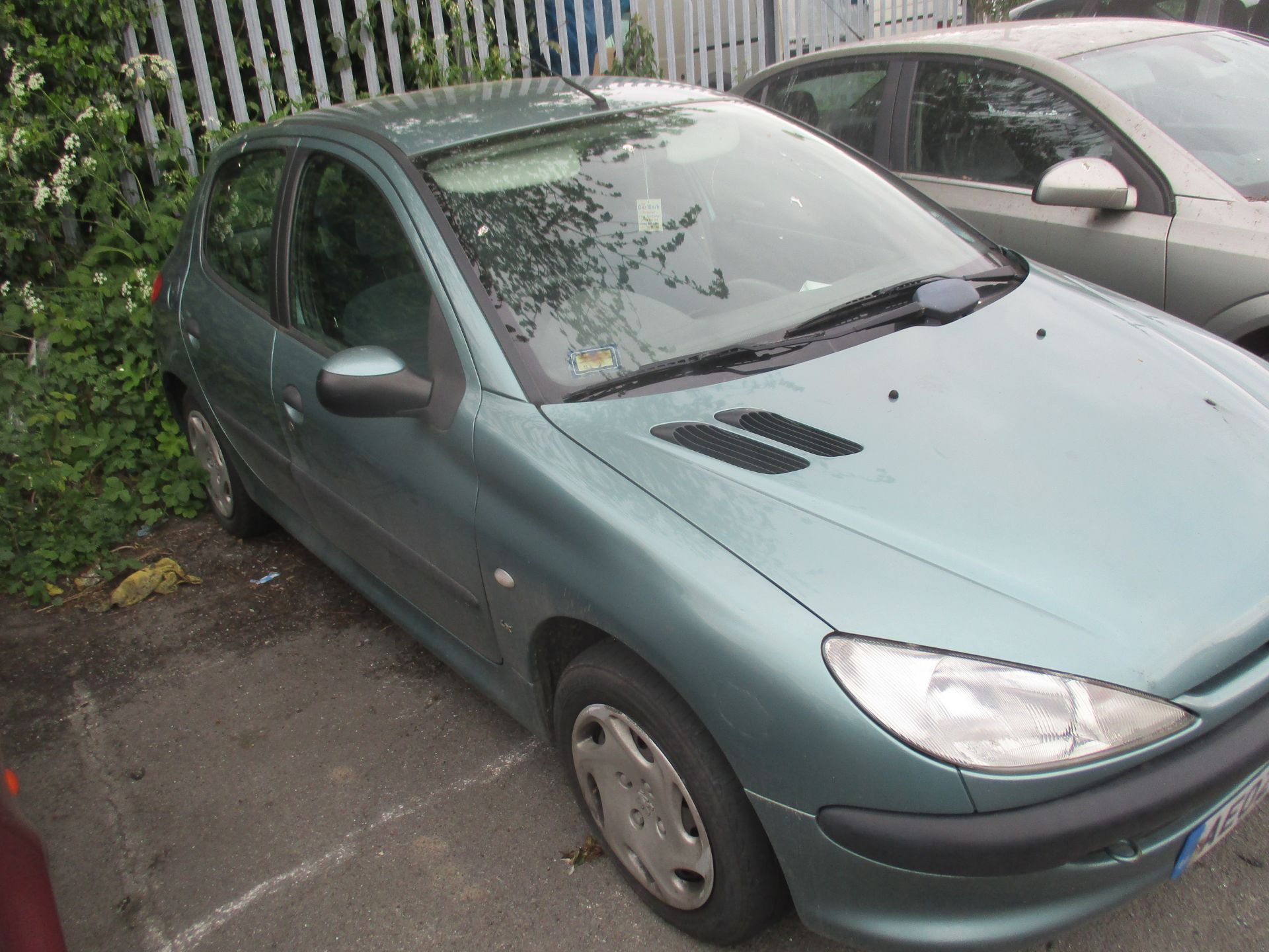 PEUGEOT 206 LX 1.4L 5 DOOR HATCHBACK - p - Image 2 of 3