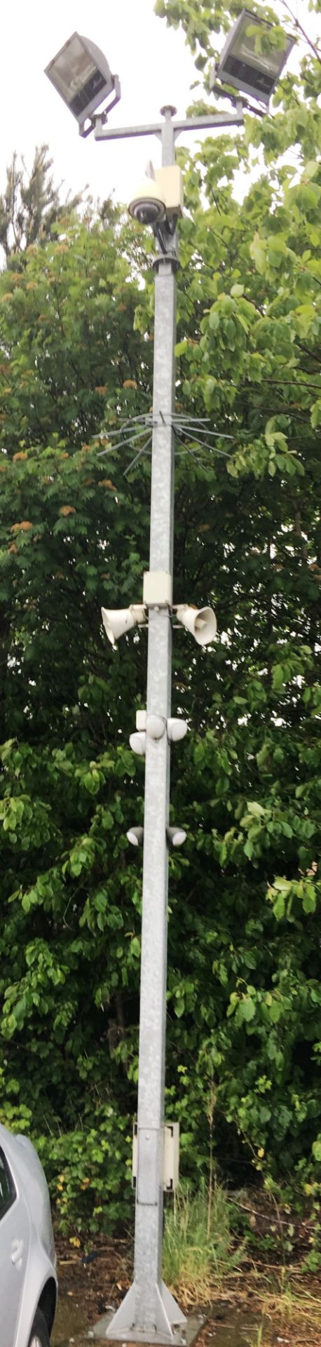 1 x galvanized 6m fixed column security post with 2 floodlights, 2 smaller halogen floodlights,