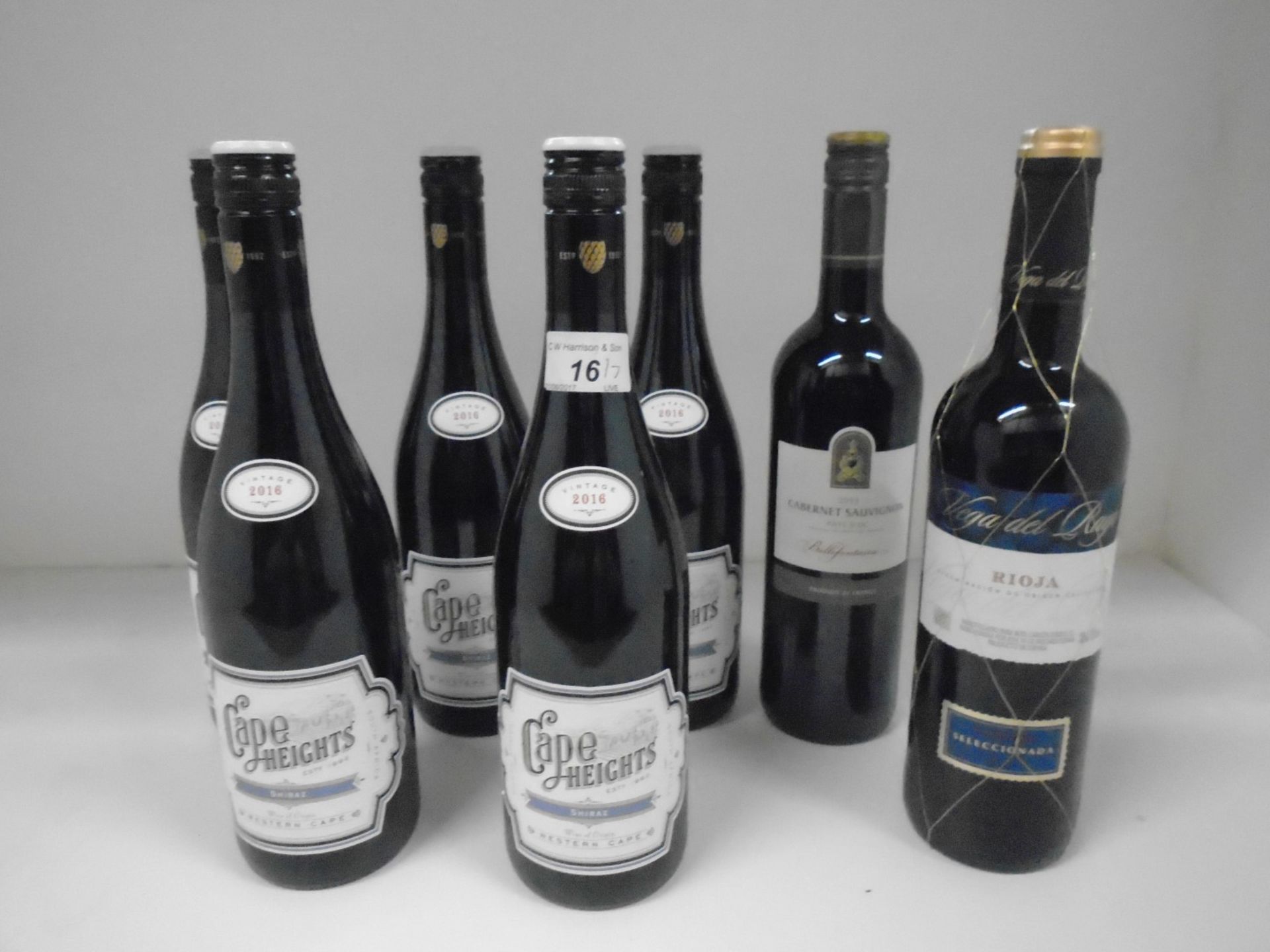 7 x 750ml bottles of red wine - 5 x Western Cape Cape Heights Shiraz 2016,