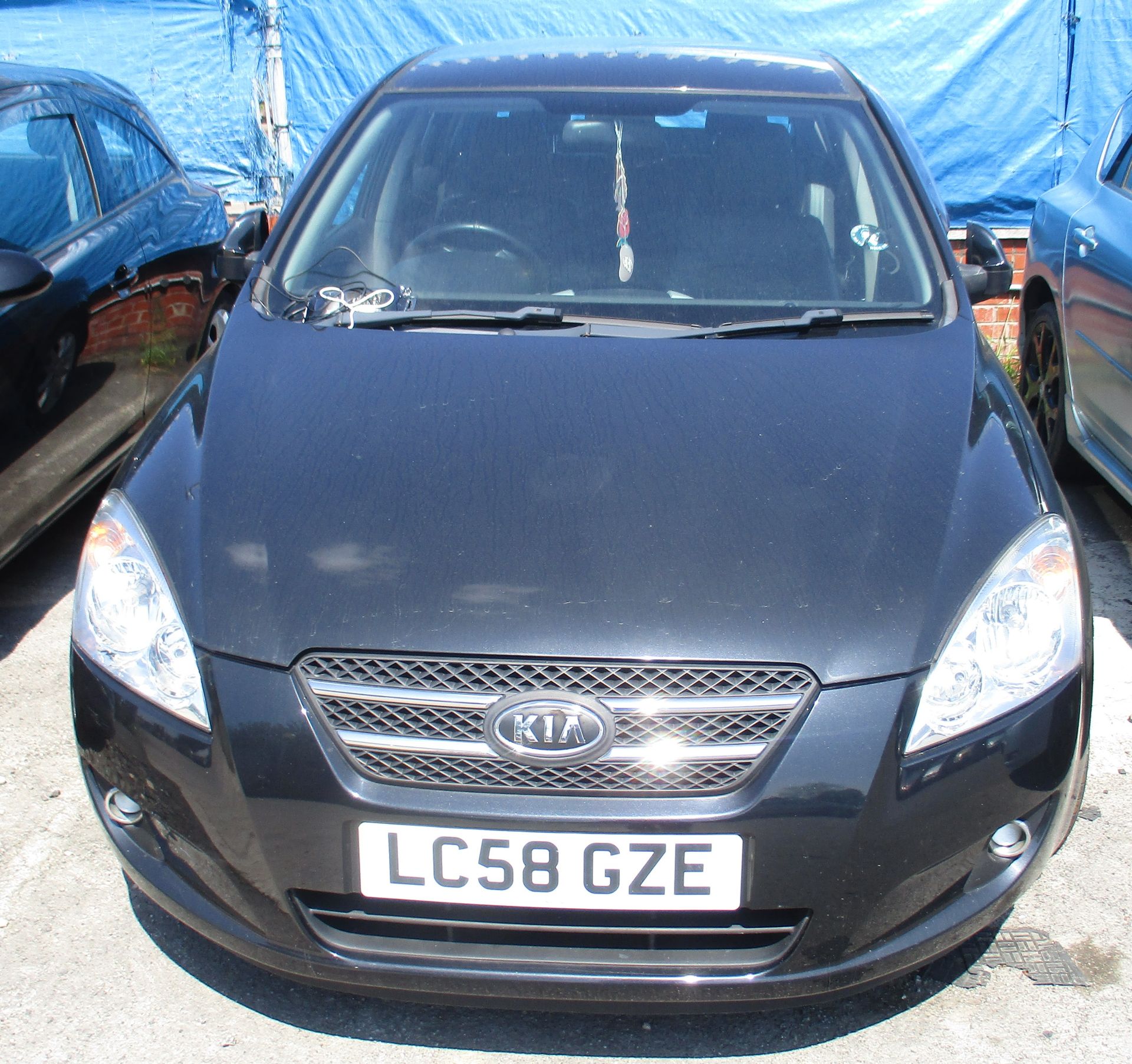 KIA CEED LS 1.6L 5 DOOR HATCHBACK - petr