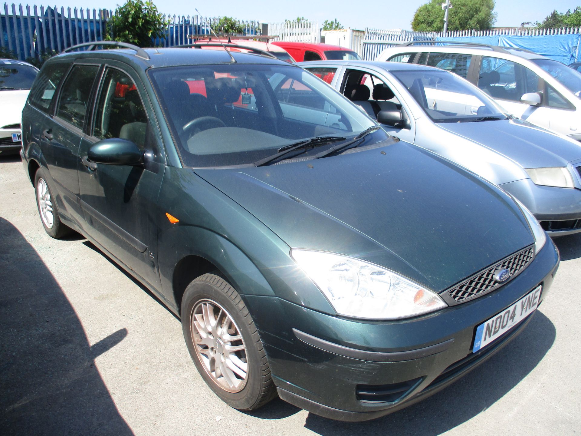 FORD FOCUS LX 1.6L ESTATE - petrol - gre - Image 3 of 3