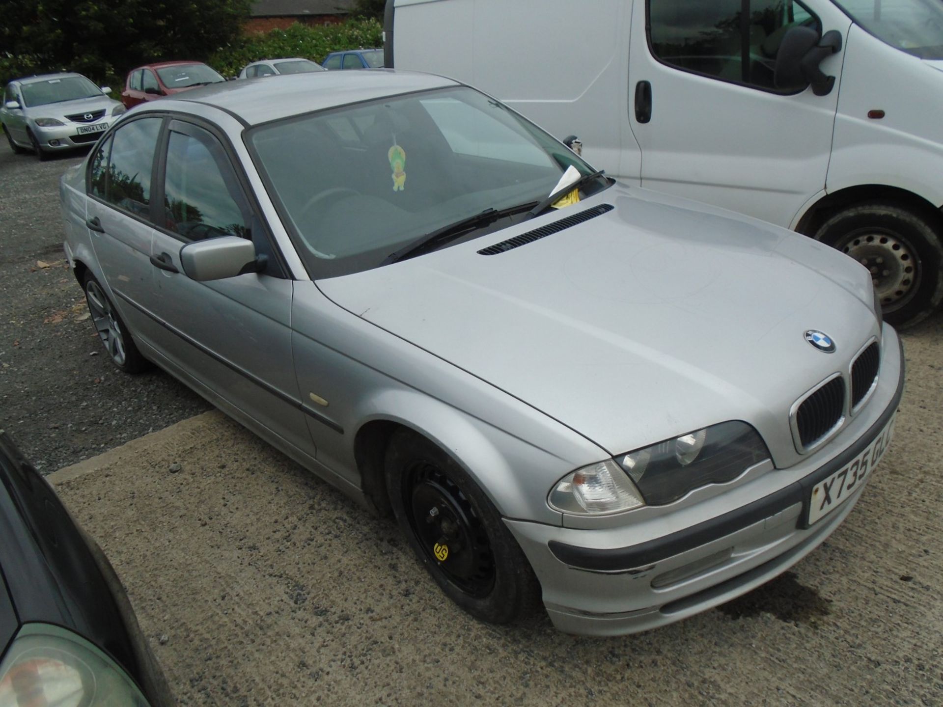 BMW 318I SE 1.9L 4 DOOR SALOON - petrol - Image 2 of 3