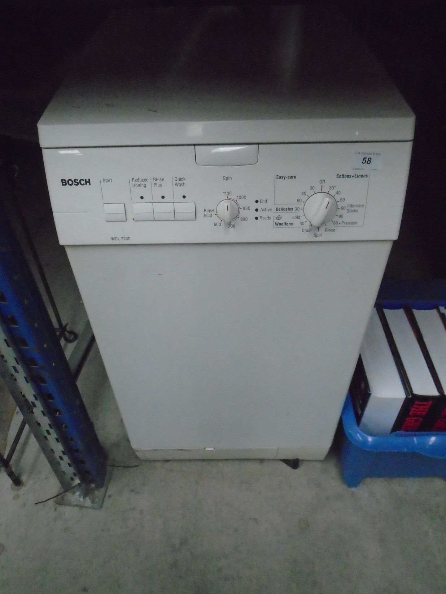 A Bosch WOL2200 dishwasher